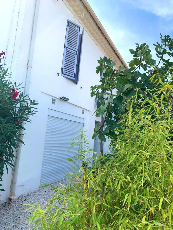 Haut De Villa Entre Mer Et Campagne Hyeres Luaran gambar