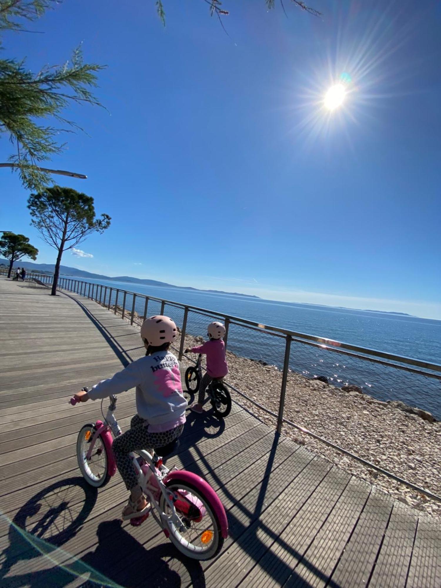 Haut De Villa Entre Mer Et Campagne Hyeres Luaran gambar